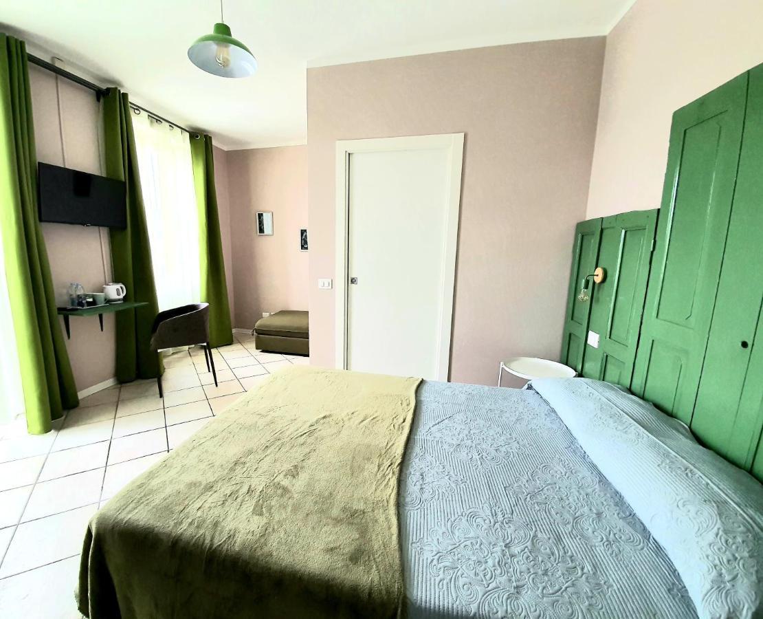 1928 Guest House Pogno Екстер'єр фото